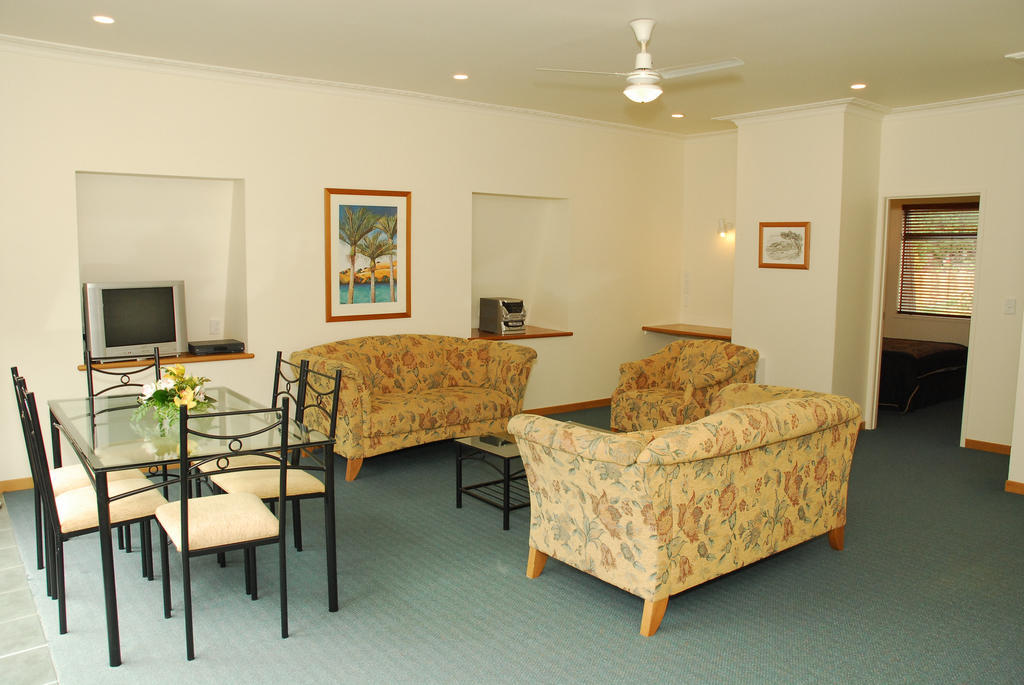 Tanoa Paihia Hotel Zewnętrze zdjęcie